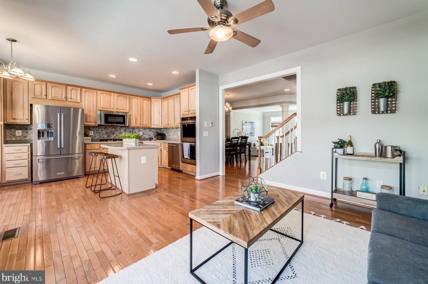 9235 Point Replete Dr, Fort Belvoir VA  22060-7450 exterior