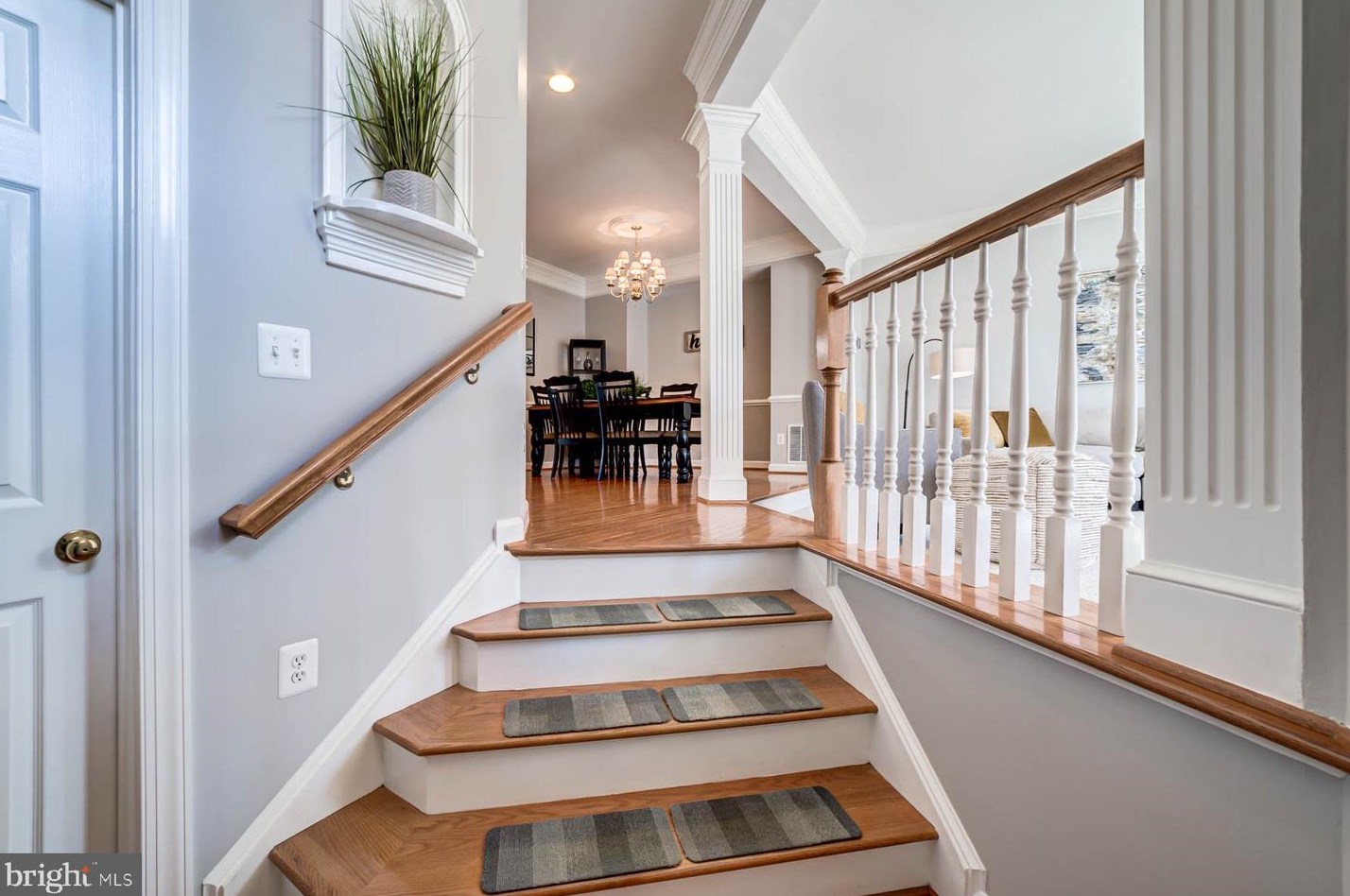 9235 Point Replete Dr, Fort Belvoir VA  22060-7450 exterior