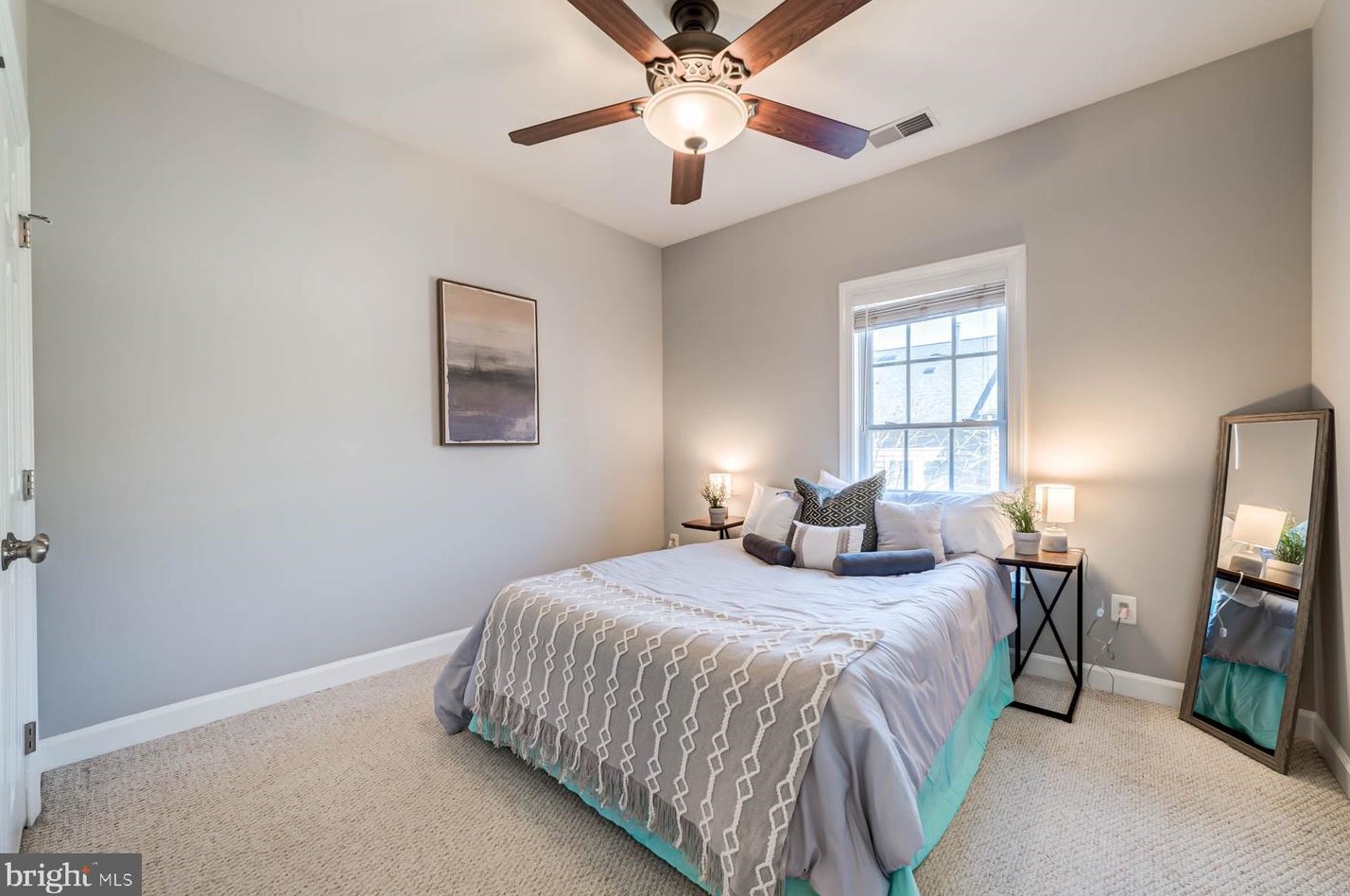 9235 Point Replete Dr, Fort Belvoir VA  22060-7450 exterior