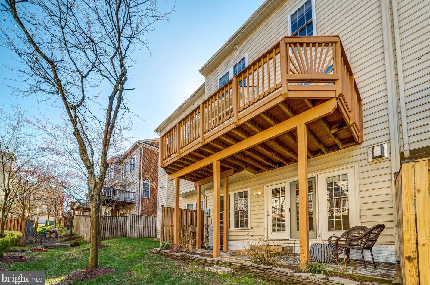 9235 Point Replete Dr, Fort Belvoir VA  22060-7450 exterior