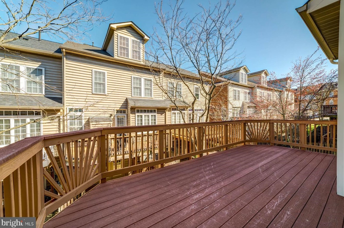 9235 Point Replete Dr, Fort Belvoir VA  22060-7450 exterior