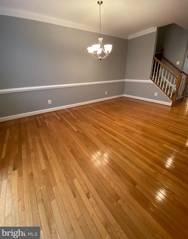 122 Quietwalk Ln, Herndon, VA 20170