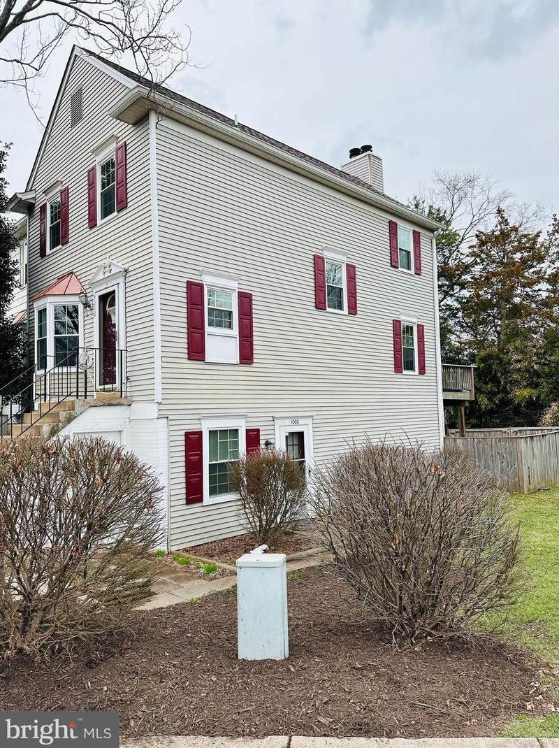 4002 Spring Run Ct, Fairfax, VA 20151-3510
