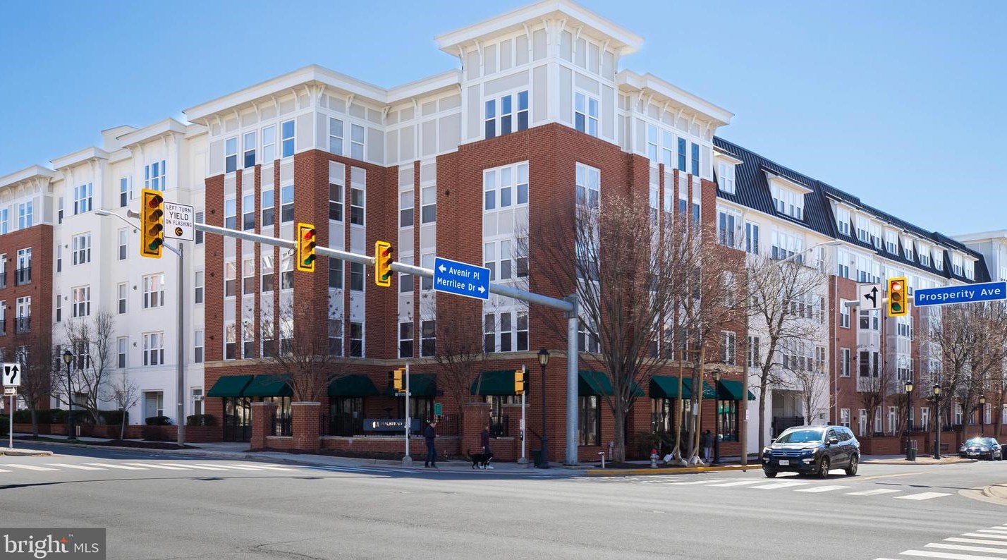 2655 Prosperity Ave, Fairfax VA  22031-4906 exterior