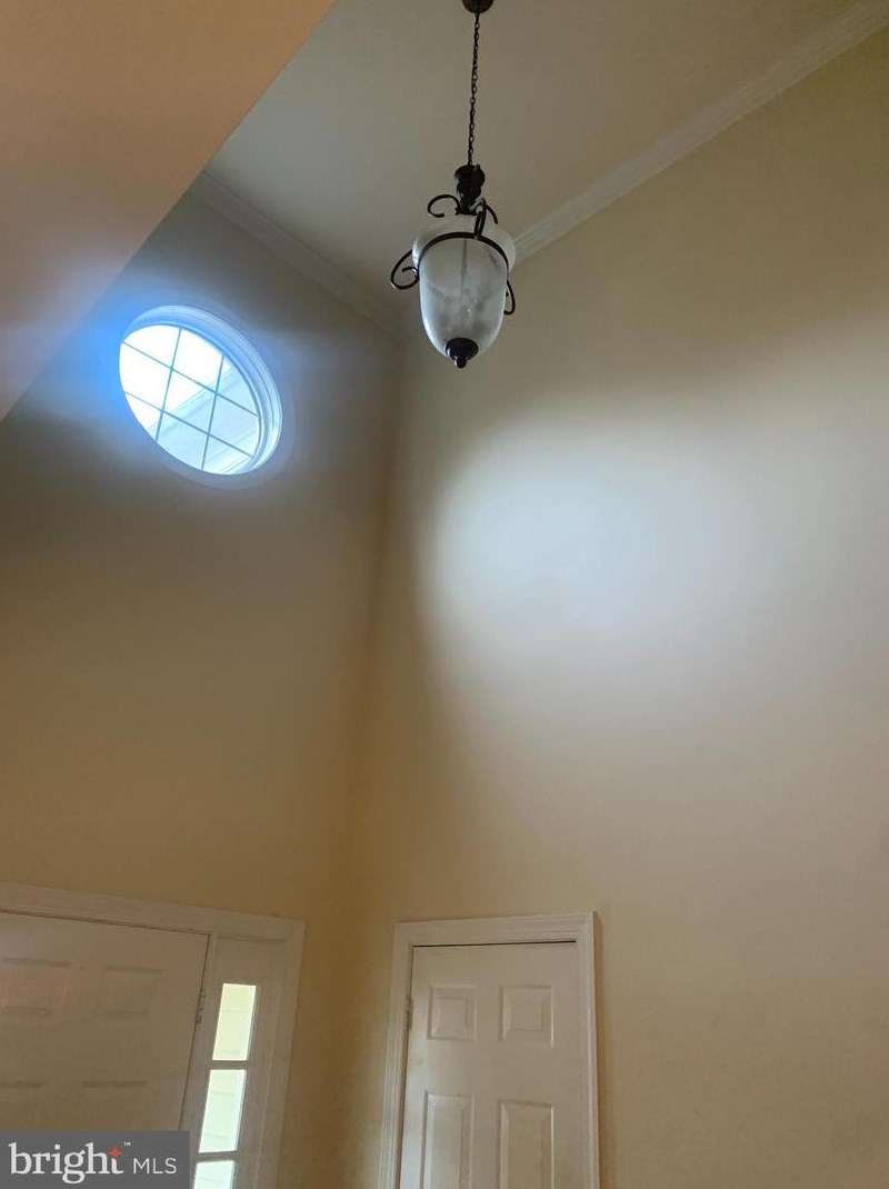 2200 Sarah Woods Ct, Vienna, VA 22182
