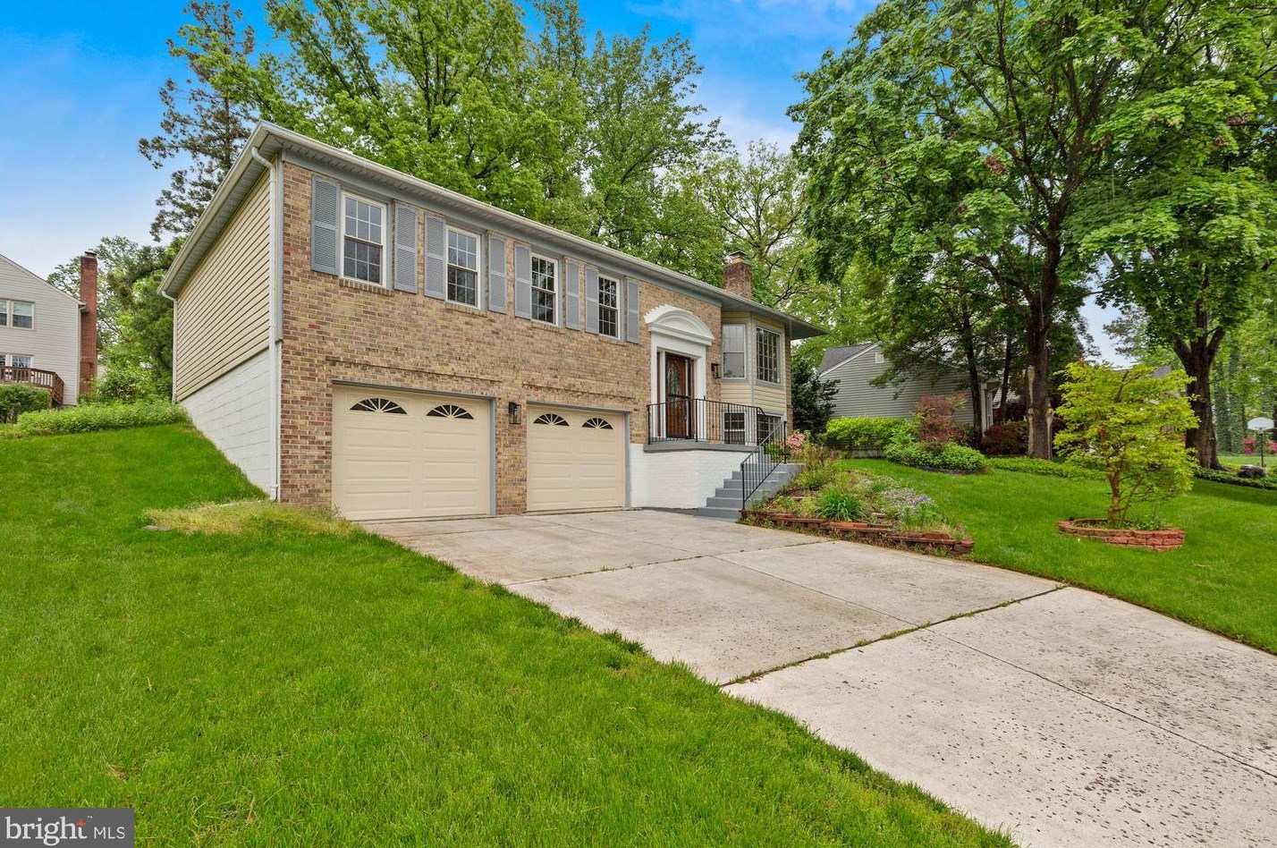 7793 Tangier Dr, Springfield, VA 22153