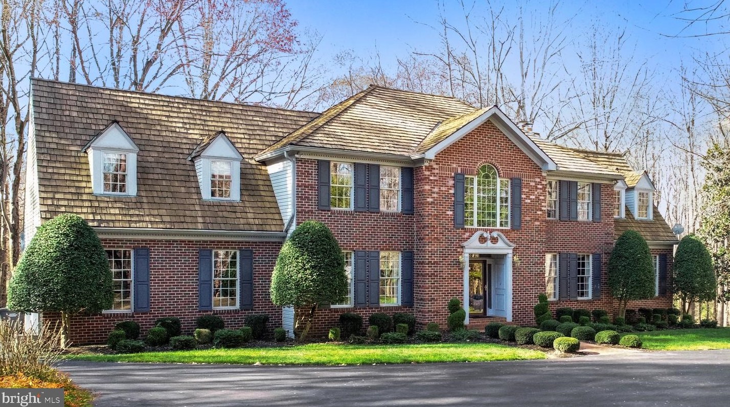 7148 Swift Run Trails Dr, Fairfax, VA 22039