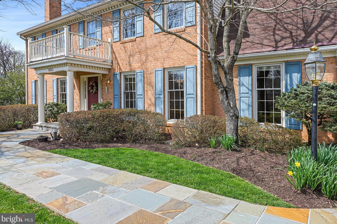 2522 Lakevale Dr, Vienna, VA 22181-4030