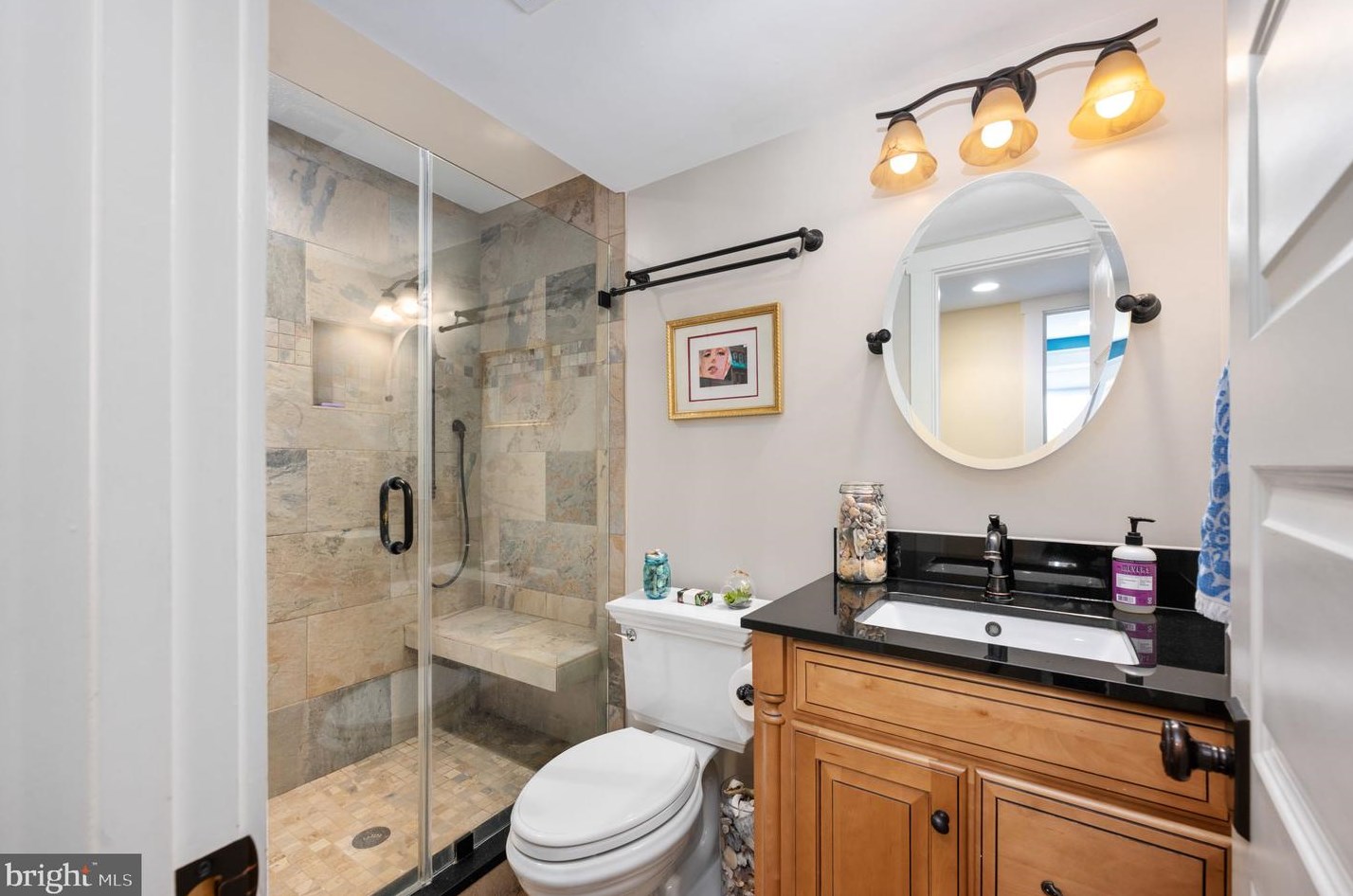 10025 Garrett St, Vienna VA  22181-3145 exterior