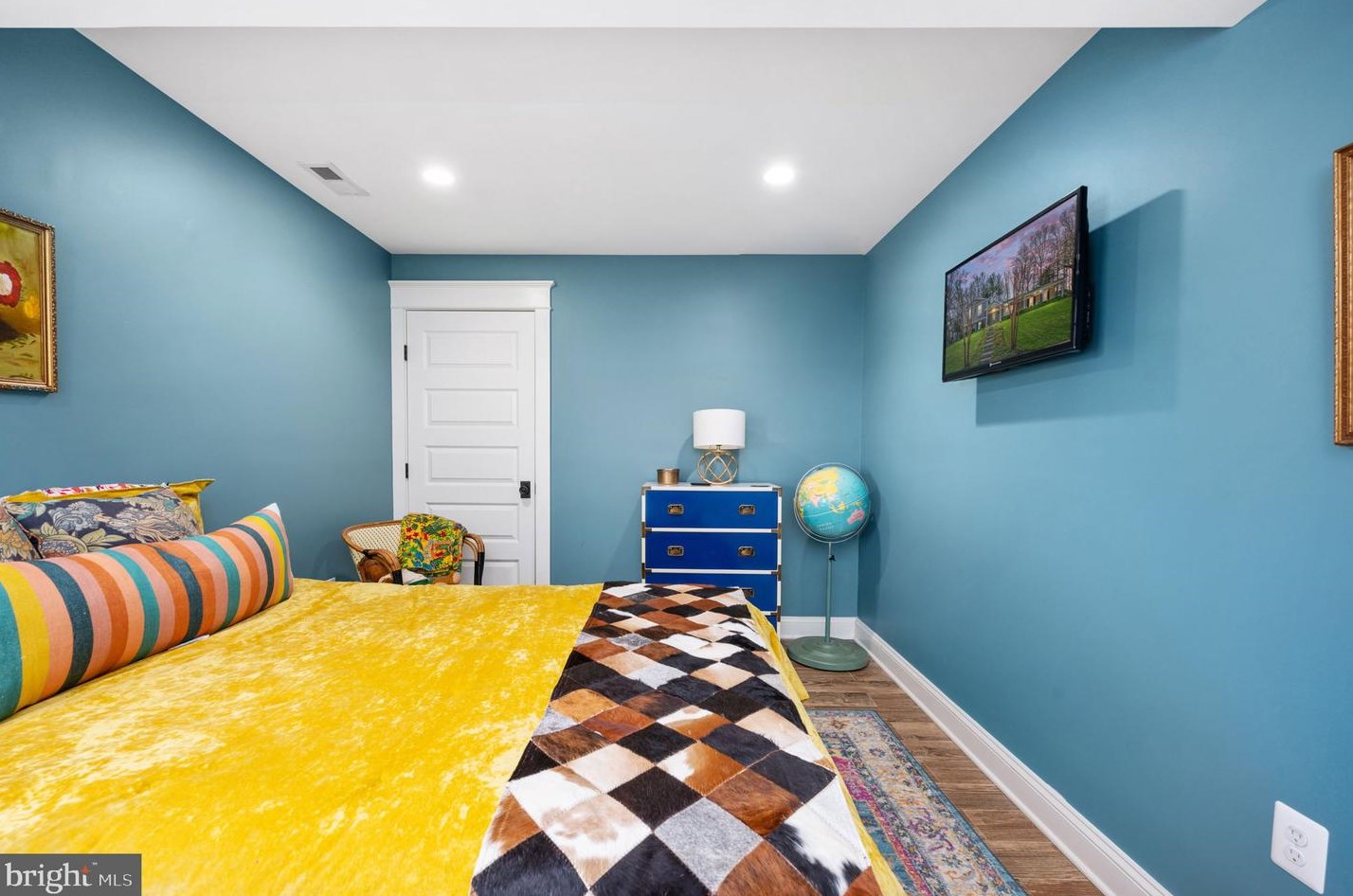 10025 Garrett St, Vienna VA  22181-3145 exterior