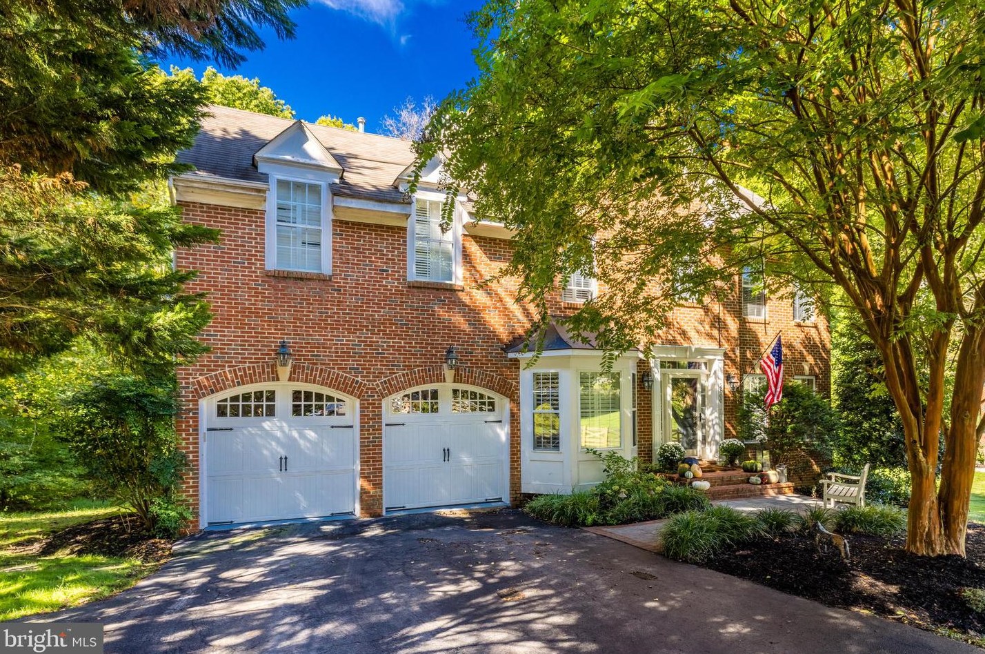2800 Rifle Ridge Rd, Vienna, VA 22124-1203