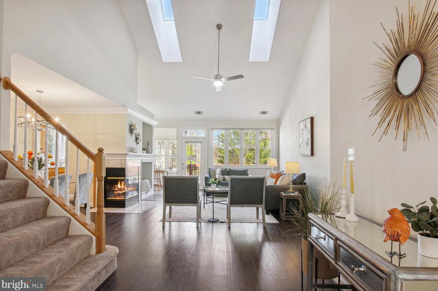 14425 Tracy Schar Ln, Centreville, VA 20121