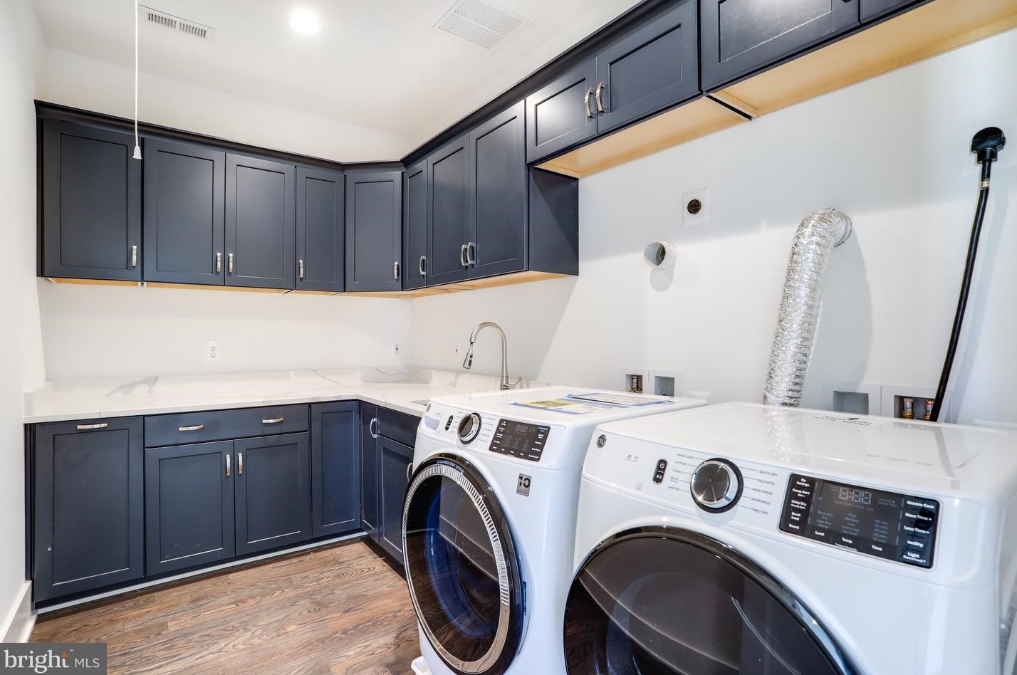 413 Cynthia Ln, Vienna VA  22180-3514 exterior