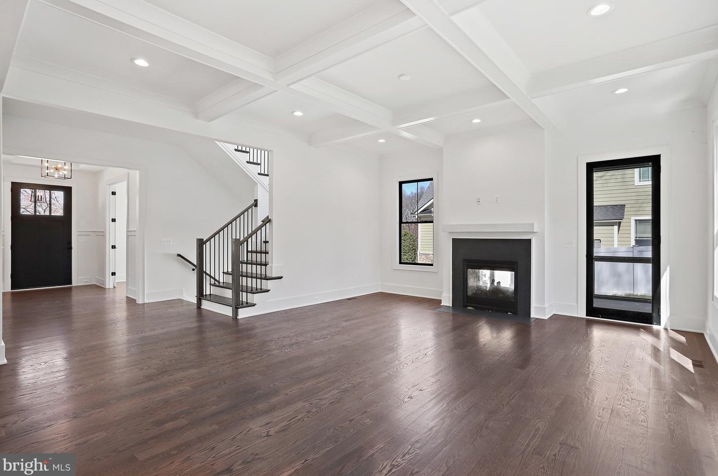 413 Cynthia Ln, Vienna VA  22180-3514 exterior