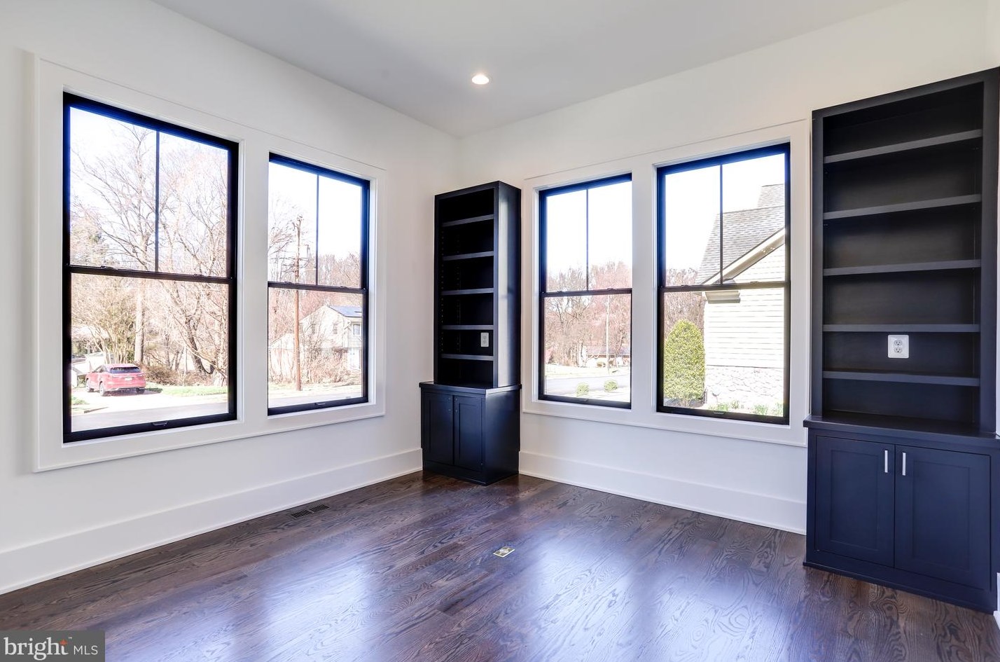 413 Cynthia Ln, Vienna VA  22180-3514 exterior