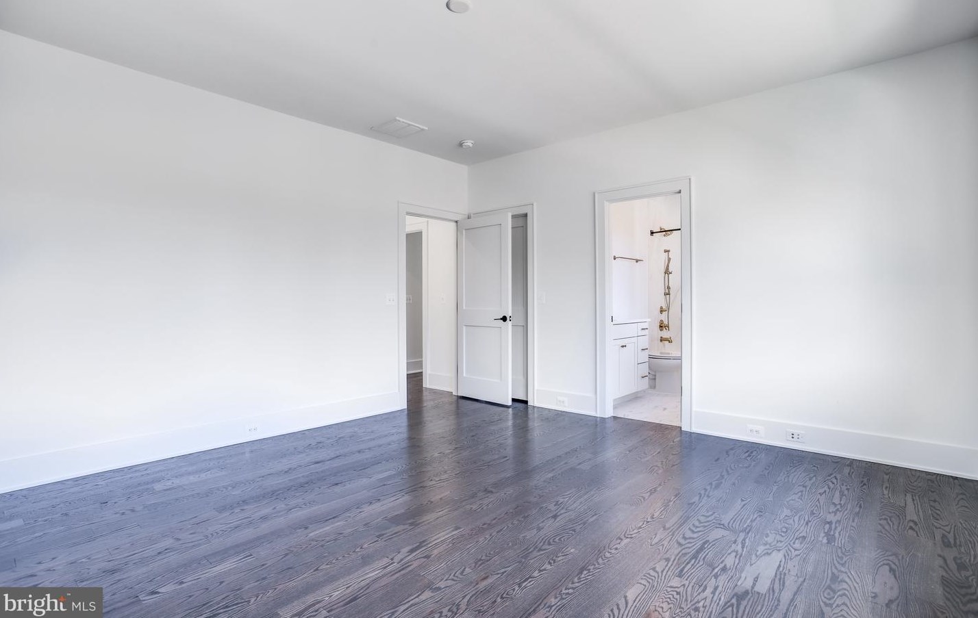 413 Cynthia Ln, Vienna VA  22180-3514 exterior
