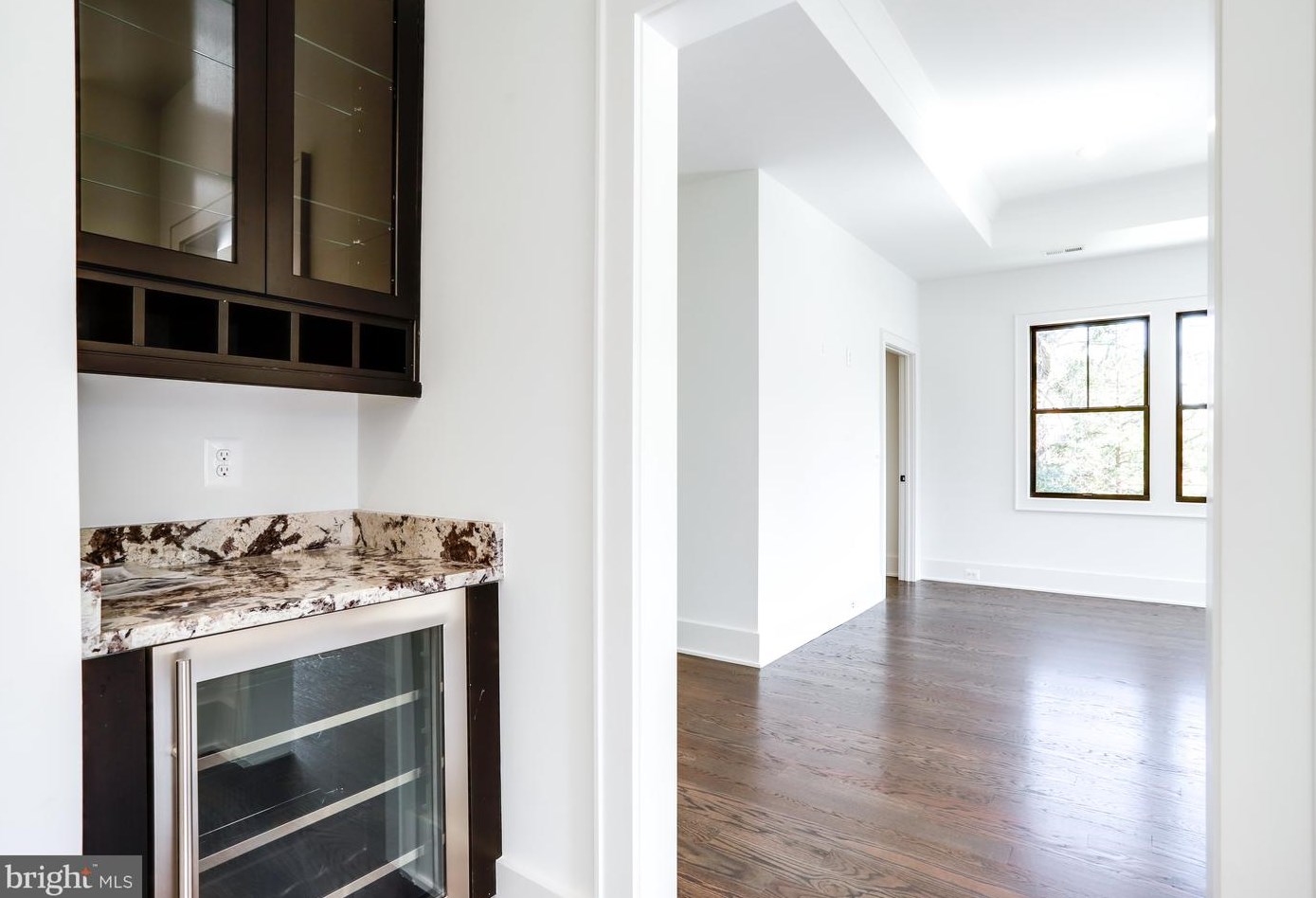 413 Cynthia Ln, Vienna VA  22180-3514 exterior