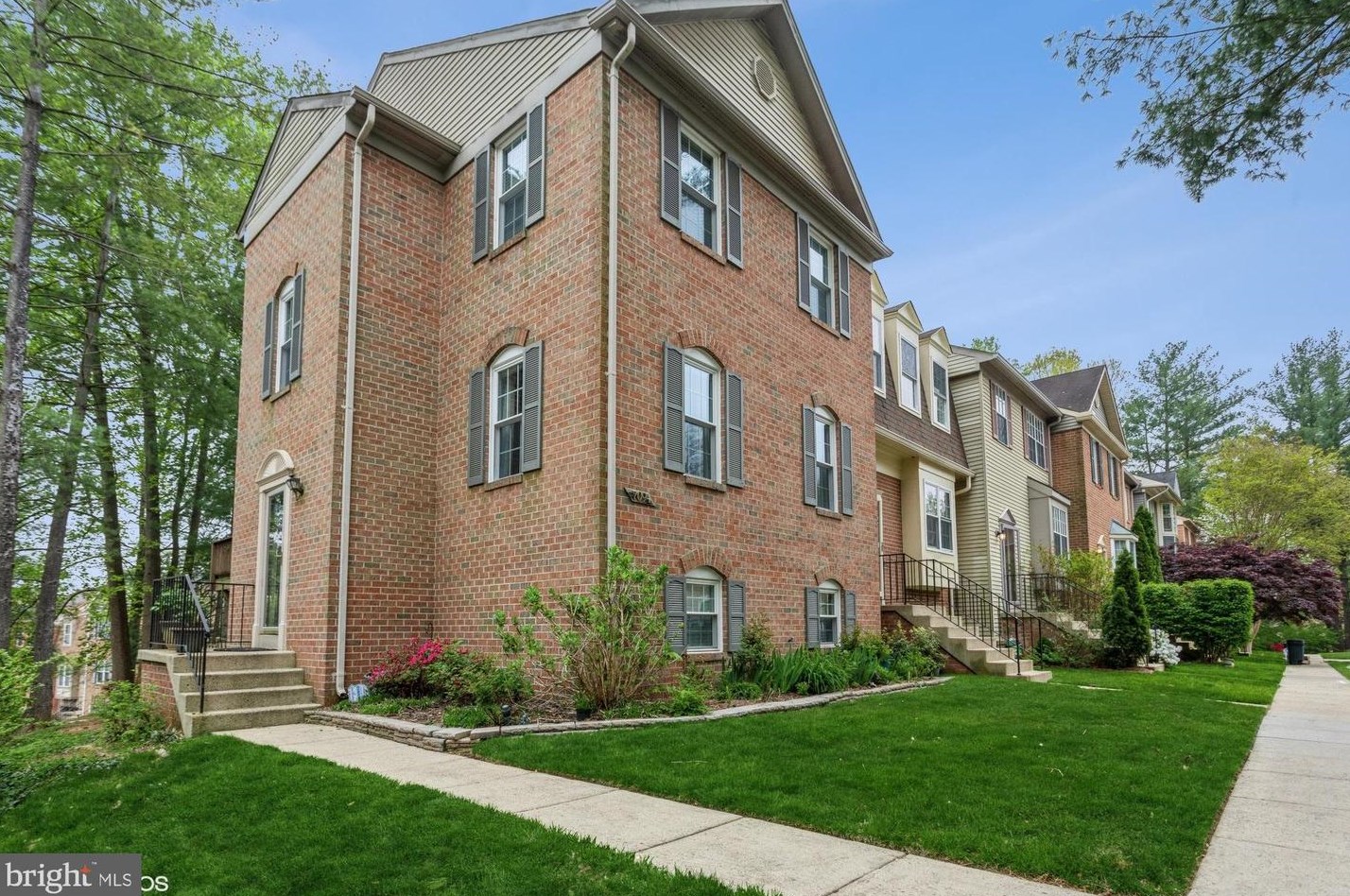 7092 Solomon Seal Ct, Springfield, VA 22152