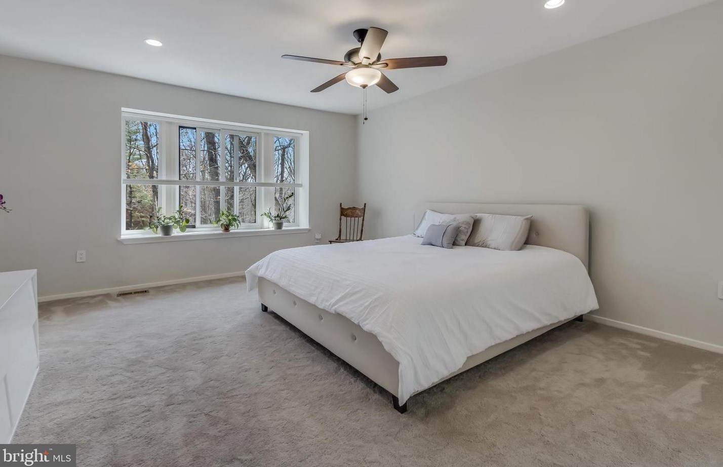 9119 Cricklewood Ct, Vienna VA  22182-1702 exterior