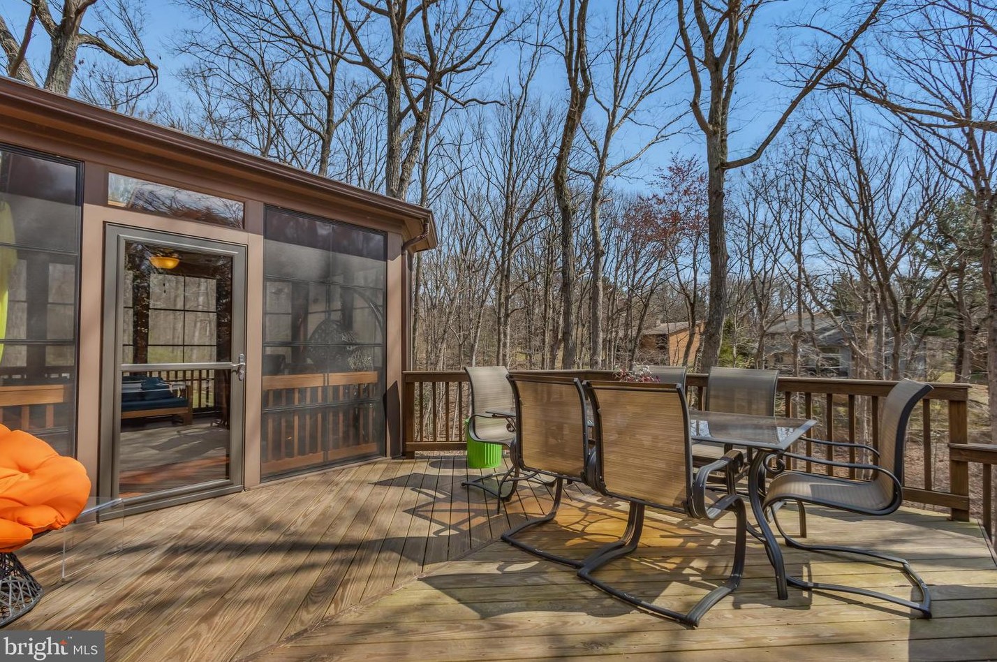 9119 Cricklewood Ct, Vienna VA  22182-1702 exterior