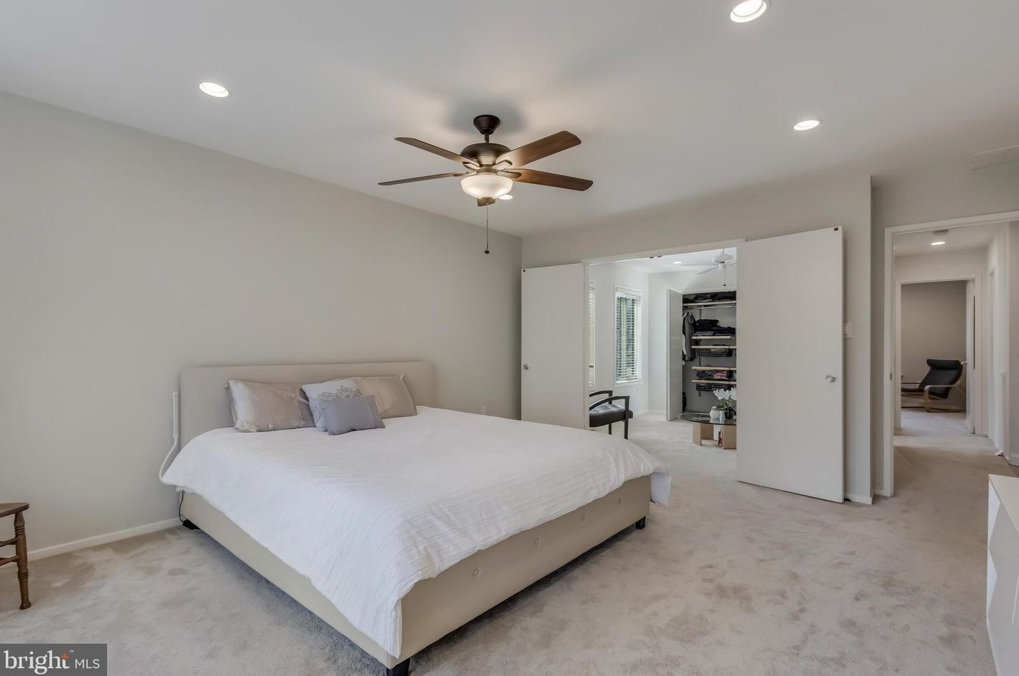 9119 Cricklewood Ct, Vienna VA  22182-1702 exterior
