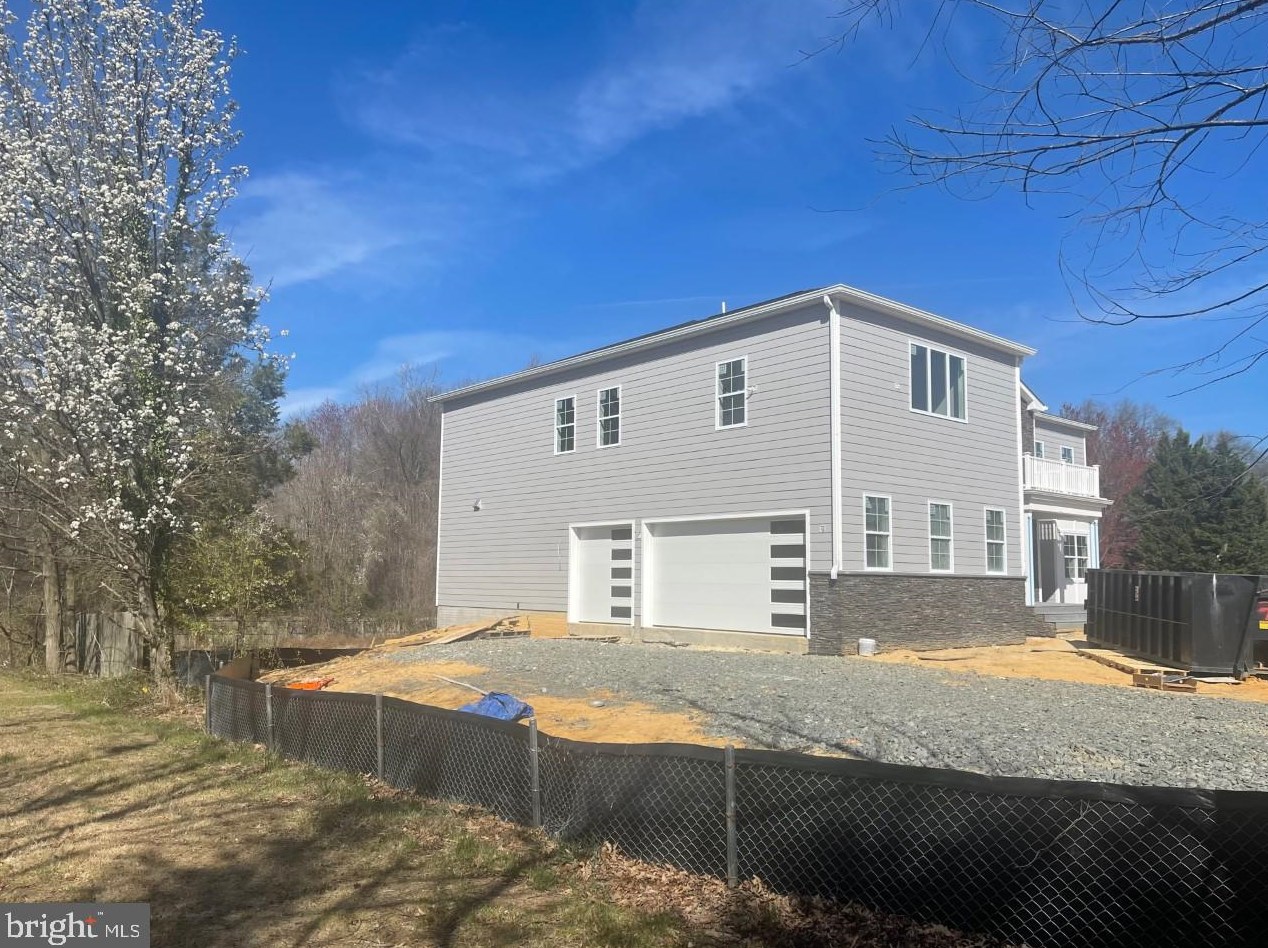 7016 Ridgeway Dr, Springfield, VA 22150