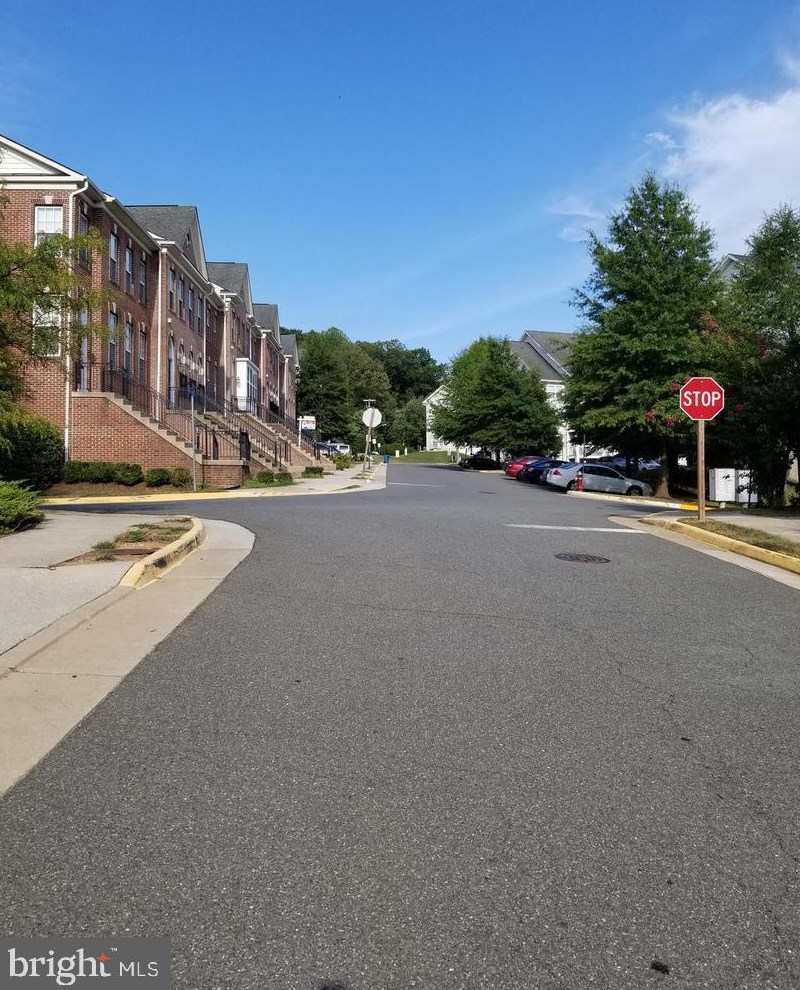 8234 Gunston Commons Way, Lorton, VA 22079