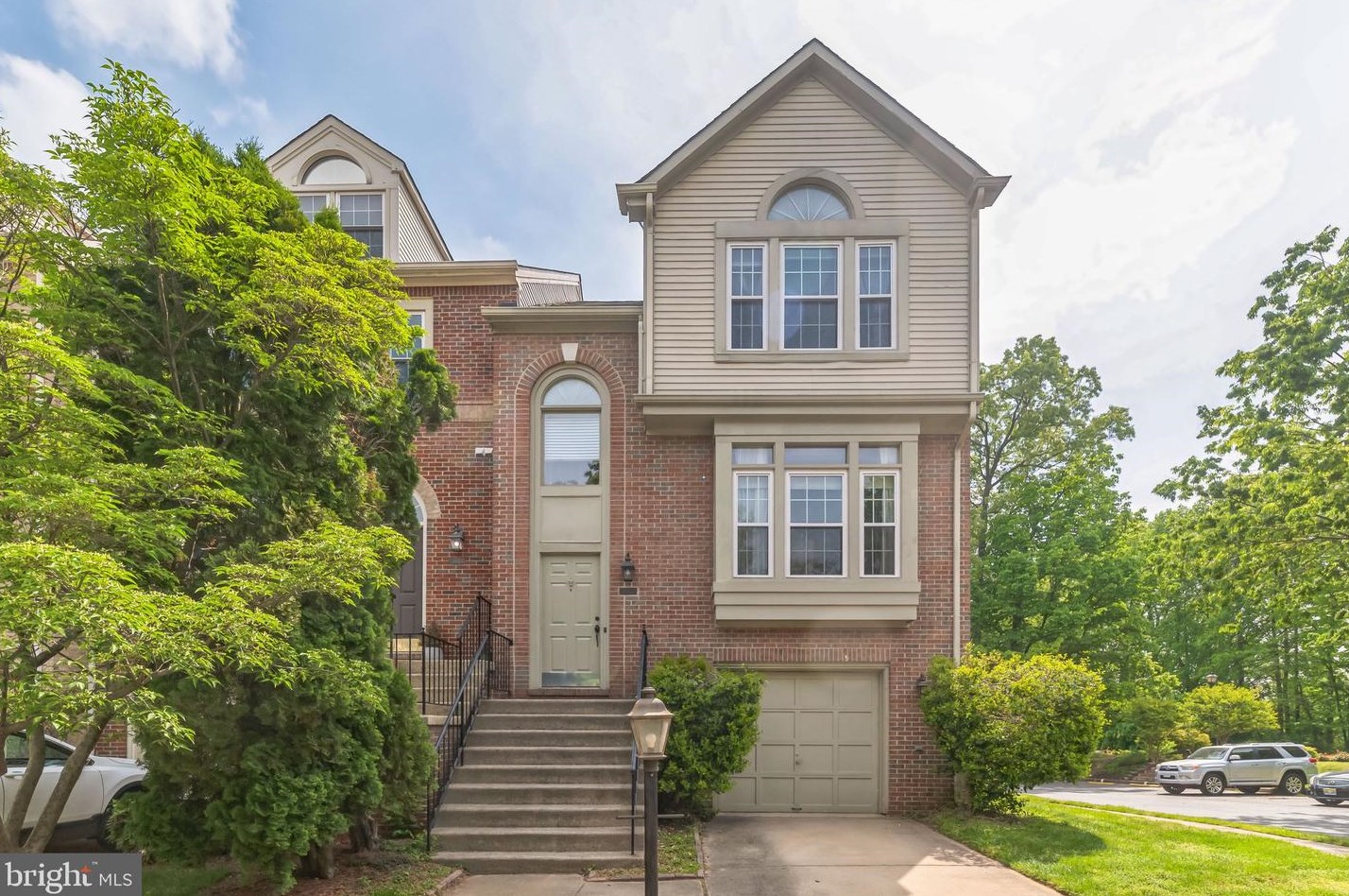 3947 Clares Ct, Fairfax, VA 22033