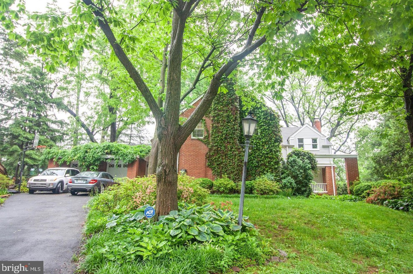 2603 Faber Ct, Falls Church, VA 22046