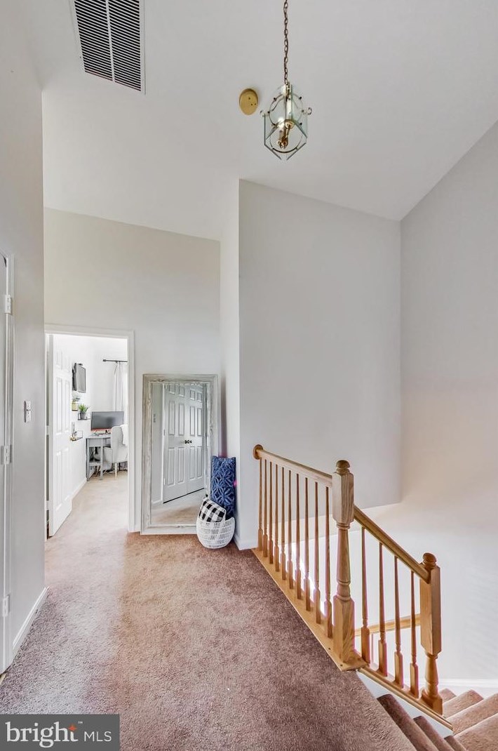 4017 Rosemeade Dr, Fairfax VA  22033-2873 exterior