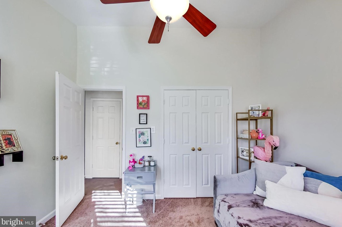 4017 Rosemeade Dr, Fairfax VA  22033-2873 exterior