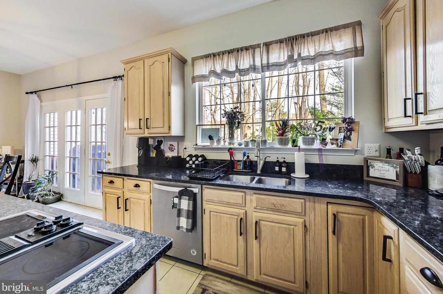 4017 Rosemeade Dr, Fairfax VA  22033-2873 exterior