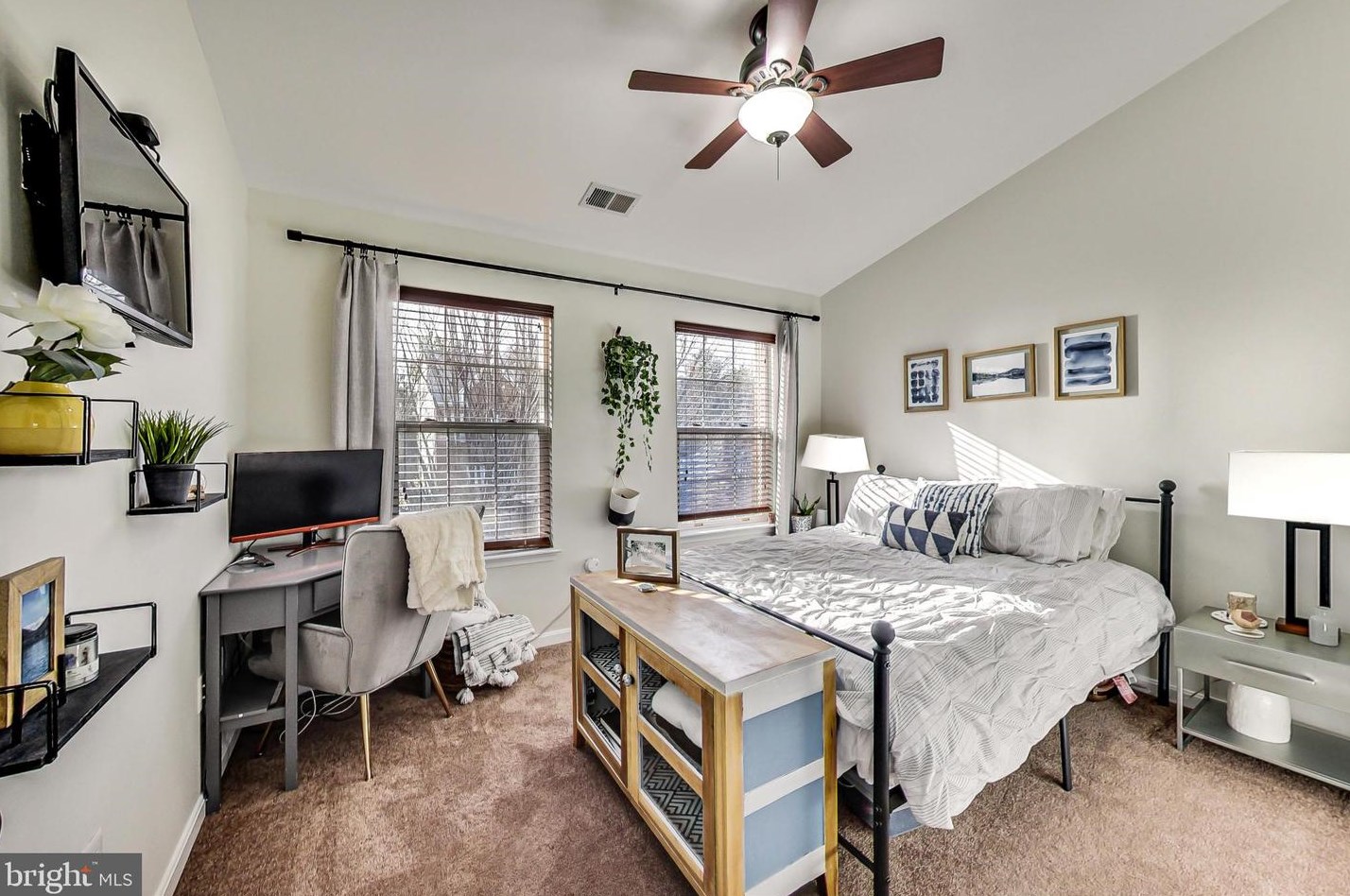 4017 Rosemeade Dr, Fairfax VA  22033-2873 exterior