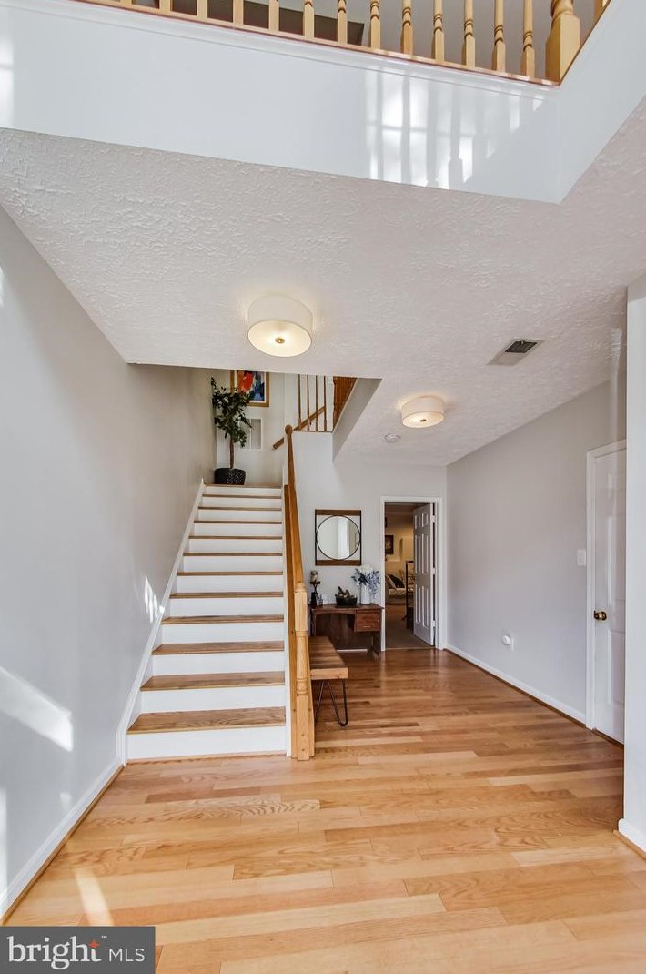 4017 Rosemeade Dr, Fairfax VA  22033-2873 exterior