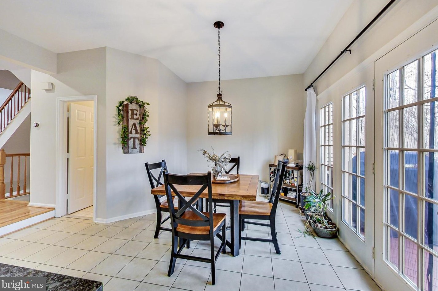 4017 Rosemeade Dr, Fairfax VA  22033-2873 exterior