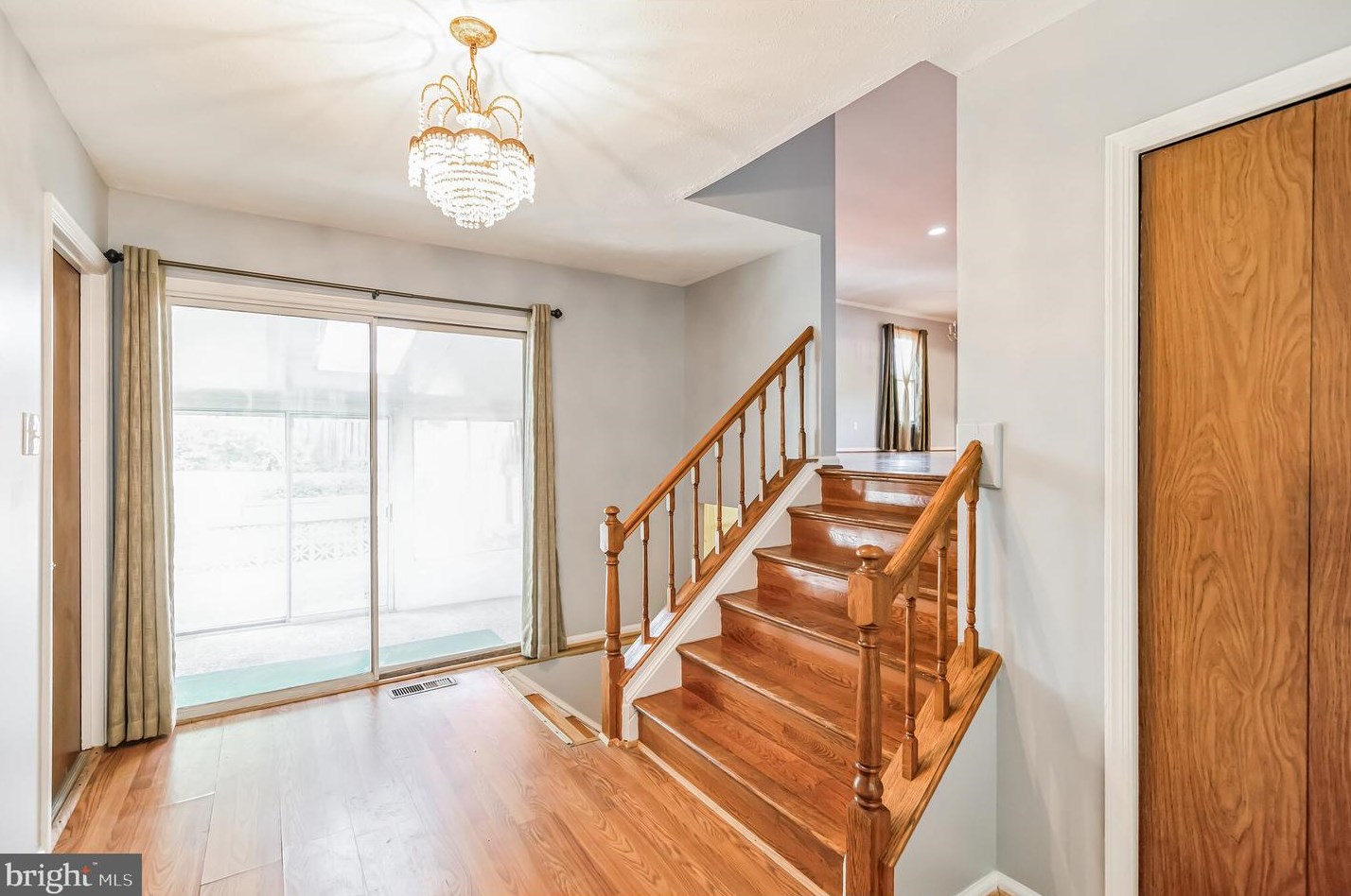 9204 Shotgun Ct, Springfield, VA 22153
