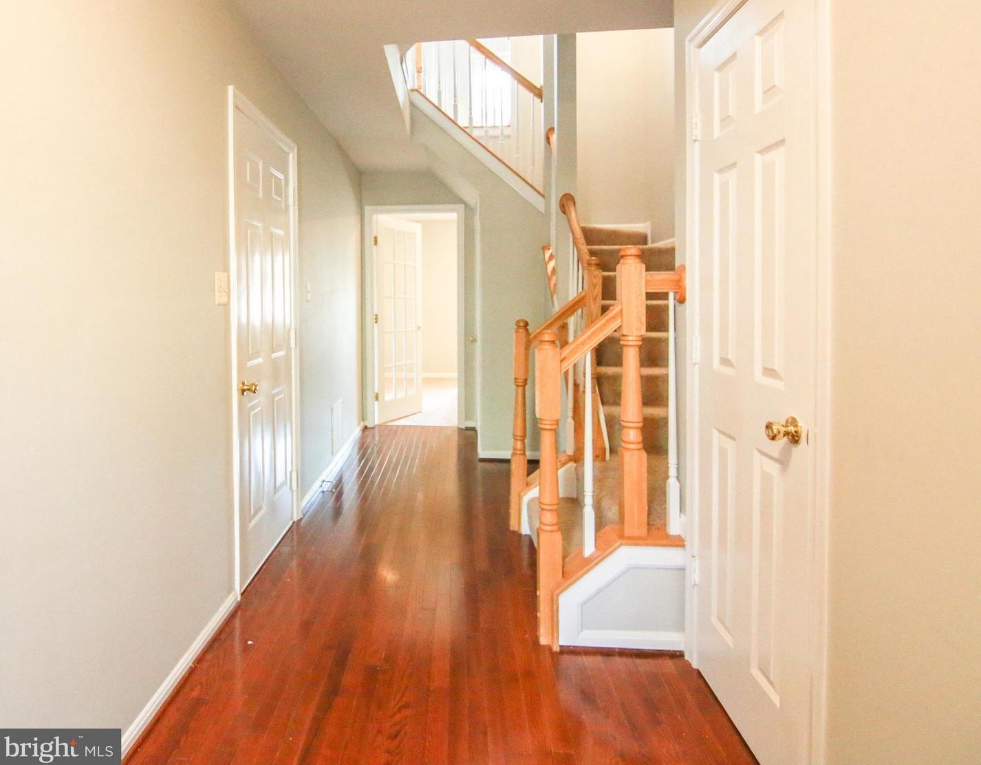 2473 Clover Field Cir, Herndon, VA 20171