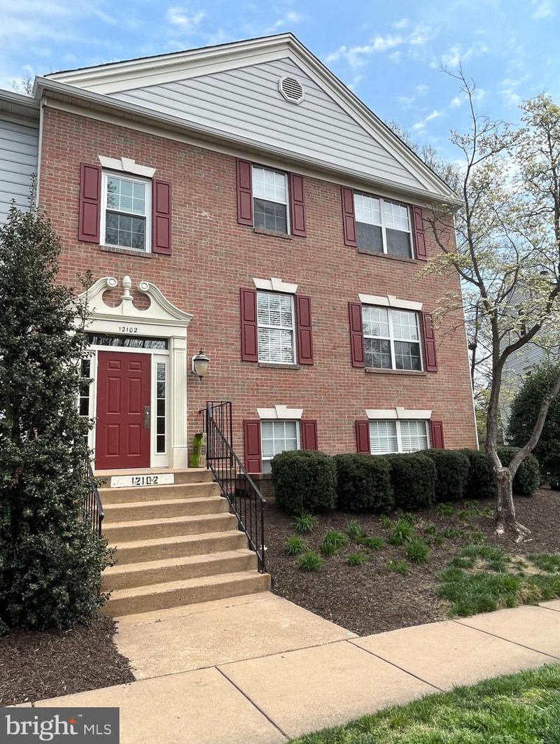 12102 Green Ledge Ct Apt 202, Fairfax, VA 22033