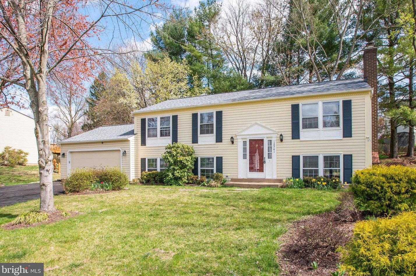 12741 Bradwell Rd, Herndon, VA 20171