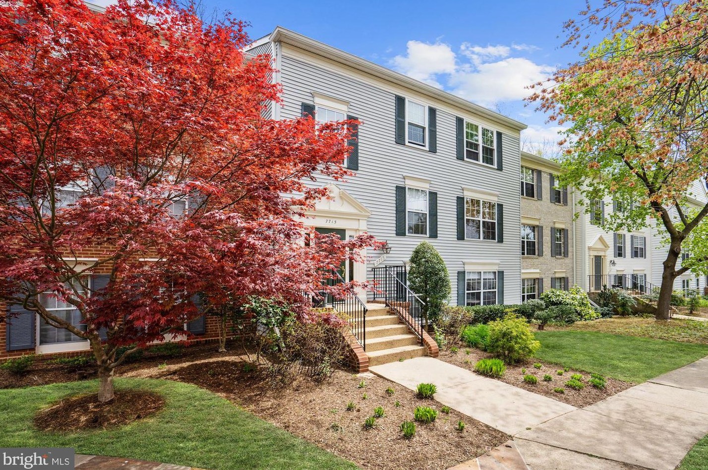 7715 Inversham Dr Apt 114, Falls Church, VA 22042