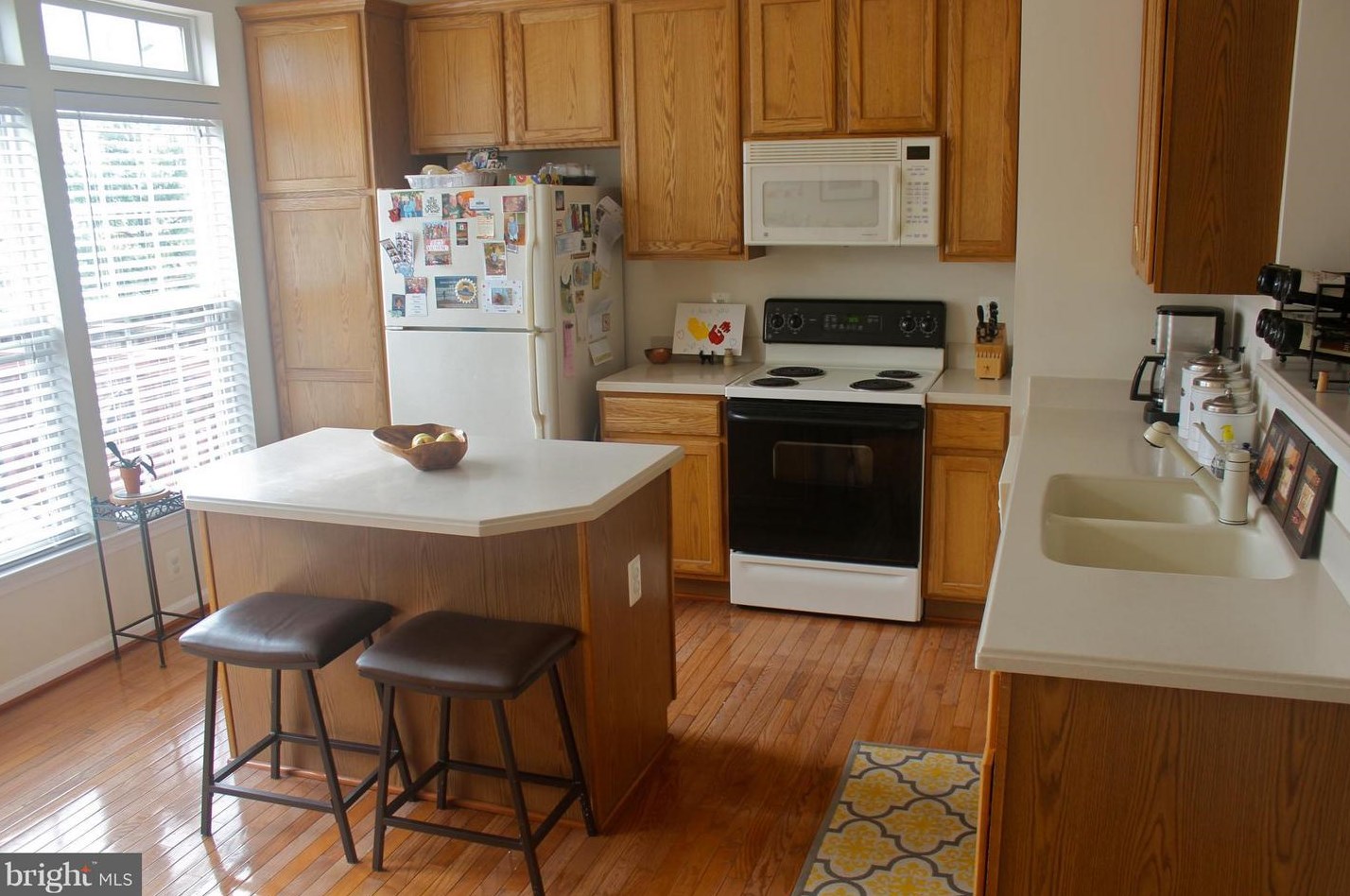 3577 Ellery Cir, Falls Church, VA 22041