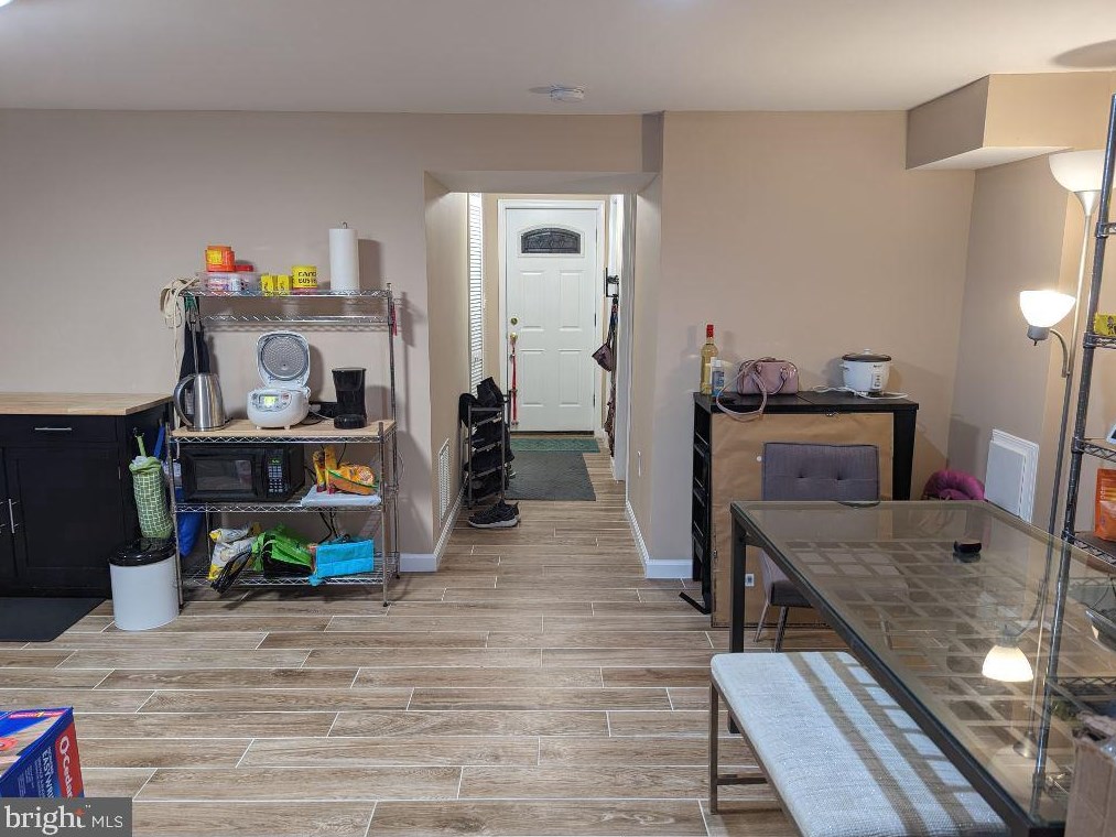 6618 Fisher Ave, Falls Church, VA 22046