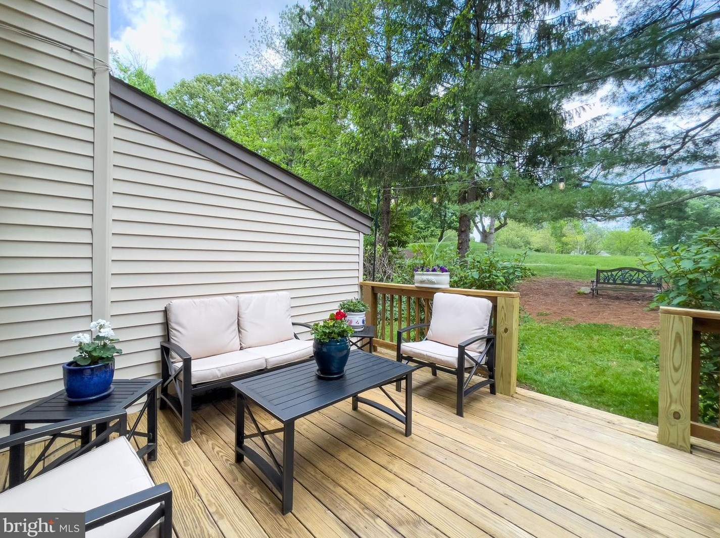 10028 Beacon Pond Ln, Springfield, VA 22015