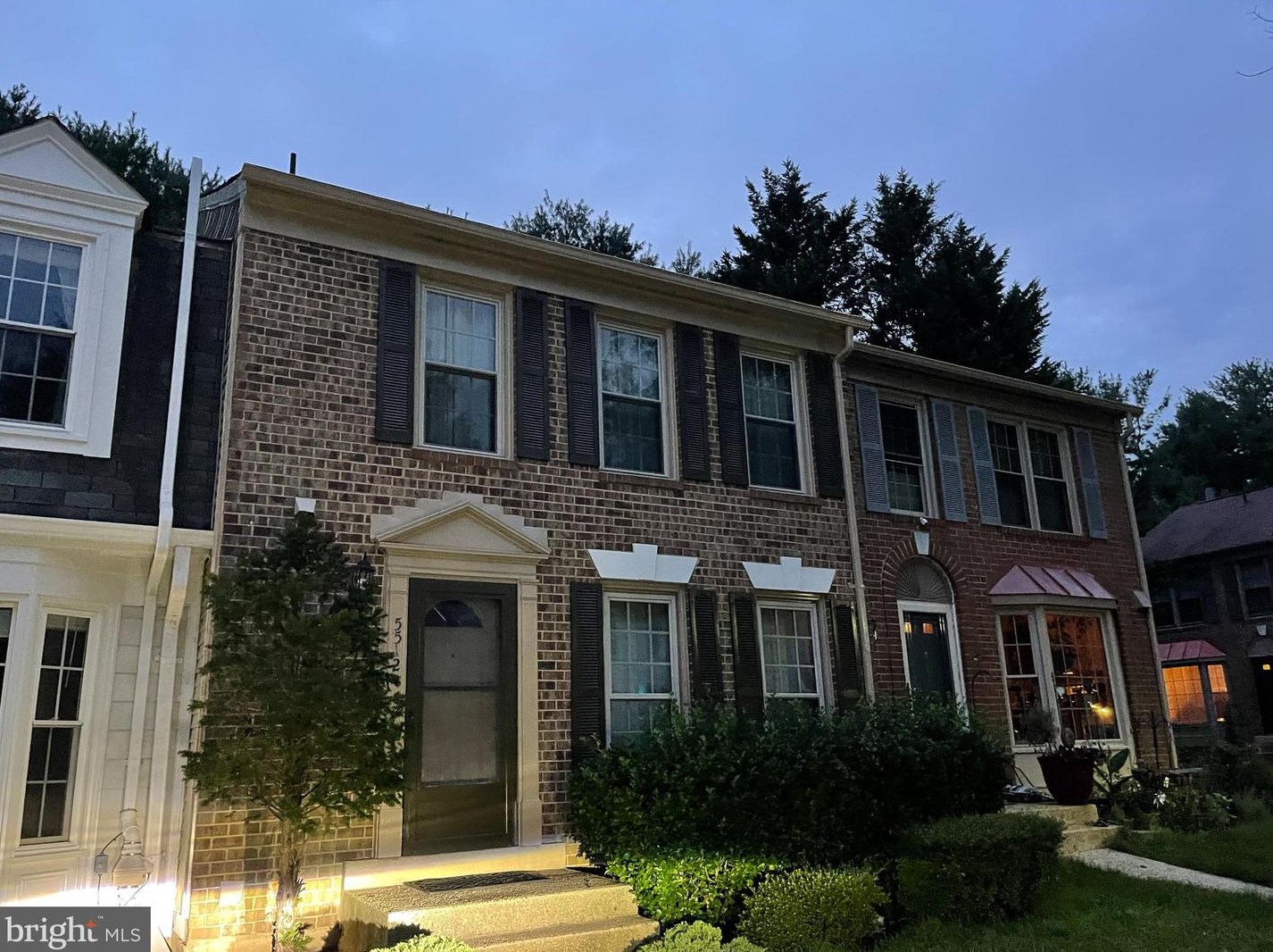 5512 Talon Ct, Fairfax, VA 22032-1736