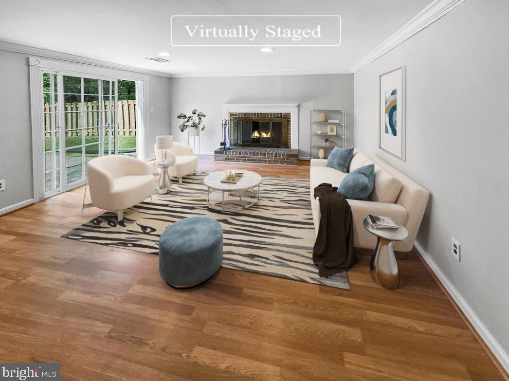8358 Luce Ct, Springfield, VA 22153