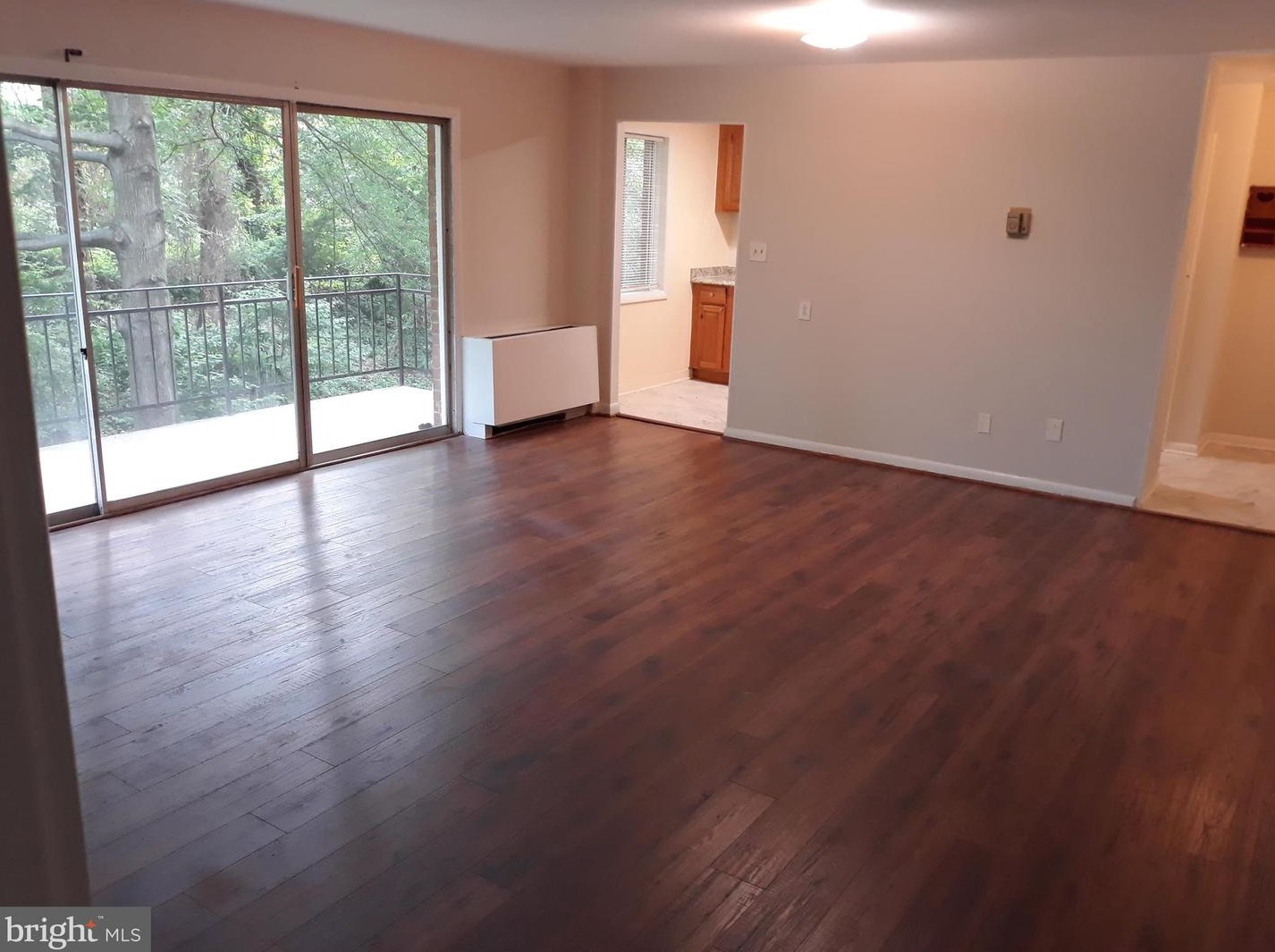 4112 Mangalore Dr #302, Annandale, VA 22003