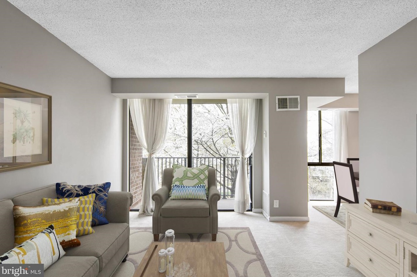 2300 Pimmit Dr #106, Falls Church, VA 22043