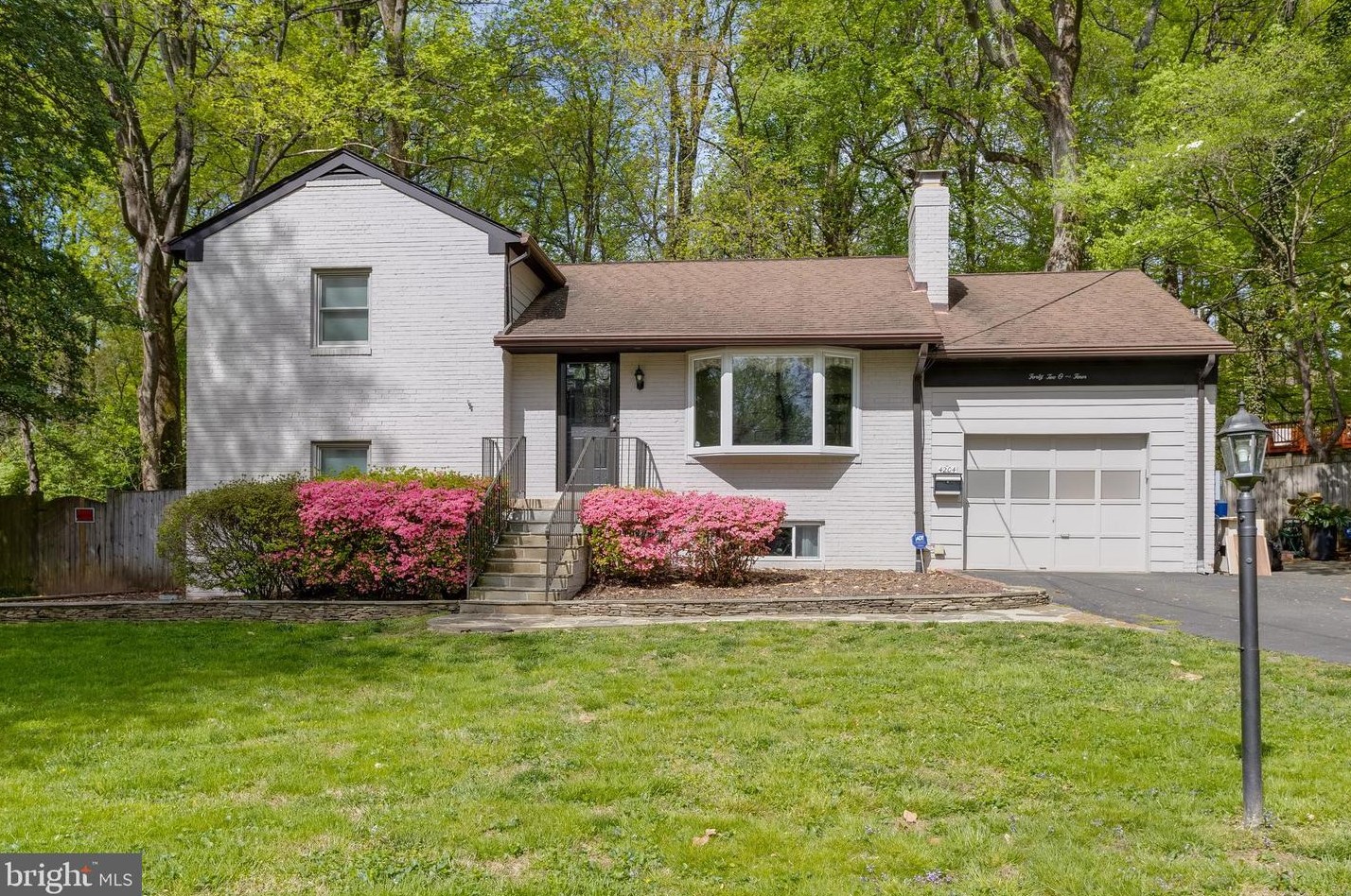4204 Wakefield Dr, Annandale, VA 22003
