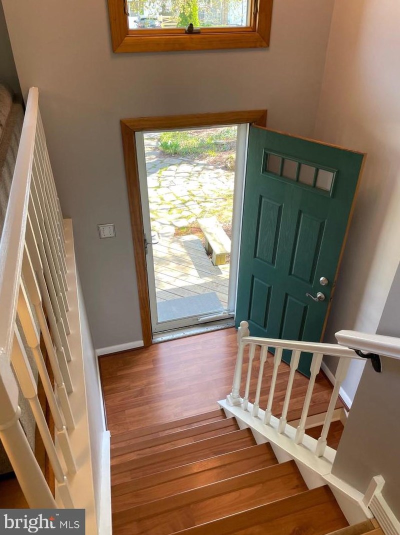 2718 Wrexham Ct, Herndon, VA 20171