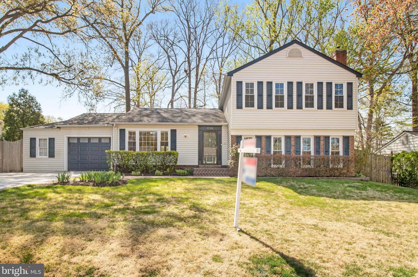 9088 Brook Ford Rd, Springfield, VA 22015